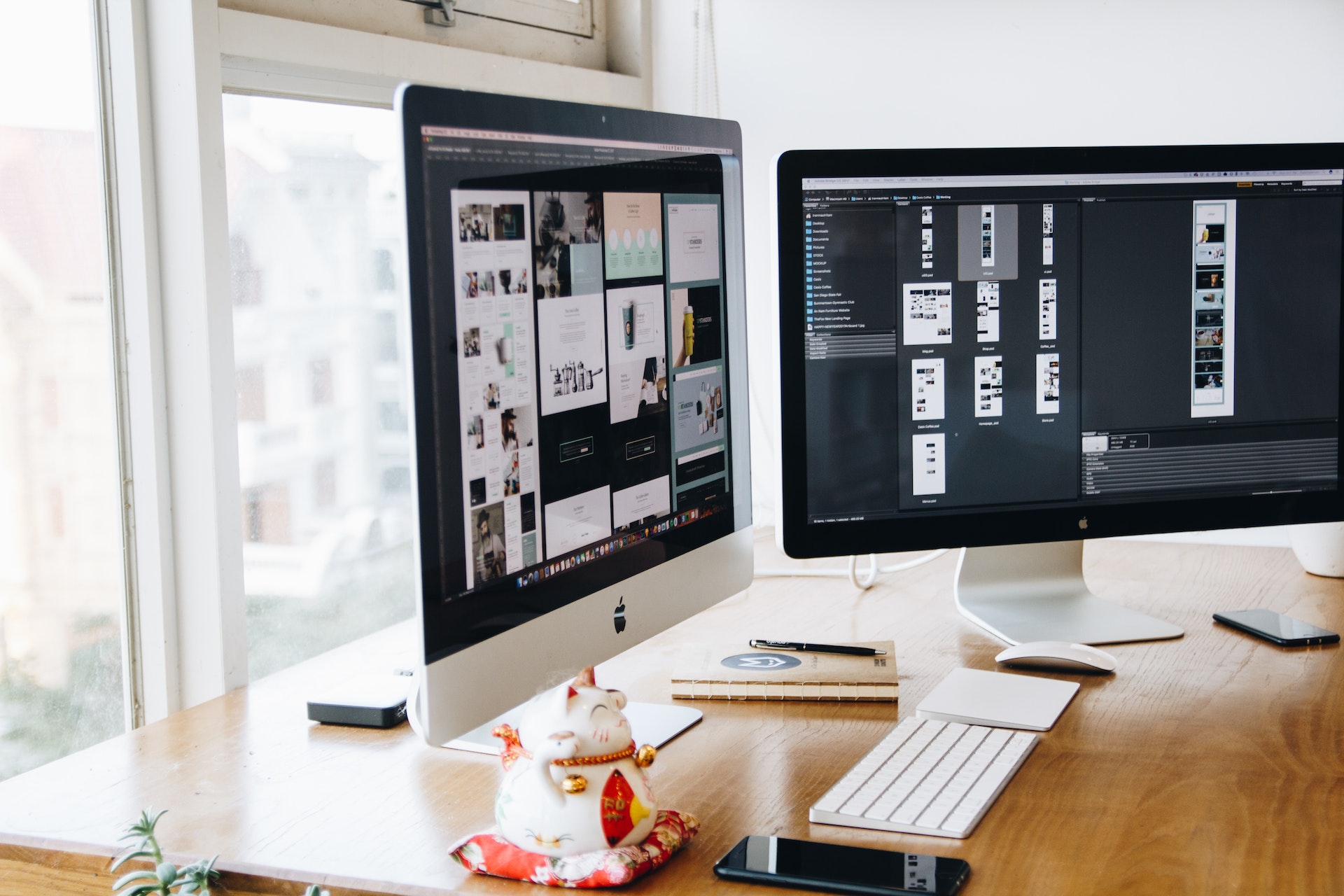 Photo by Tranmautritam: https://www.pexels.com/photo/silver-imac-on-top-of-brown-wooden-table-326502/